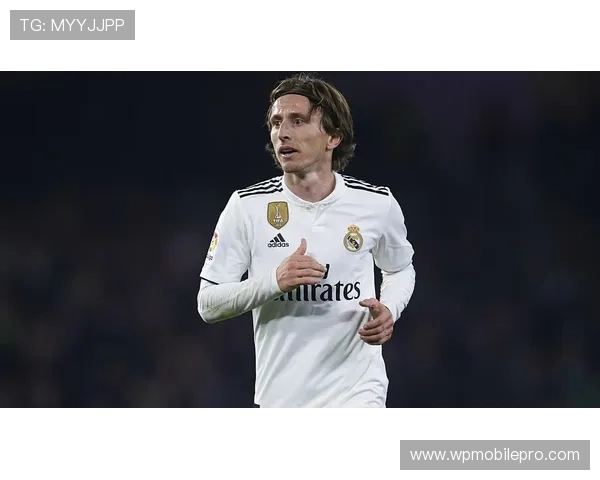 西甲皇马队长臂章归属明确，莫德里奇本赛季持续佩戴