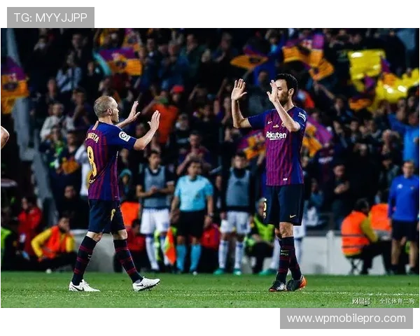 德容与伊涅斯塔中场组织及控球推进风格对比分析 德容与伊涅斯塔中场组织及控球推进风格对比分析