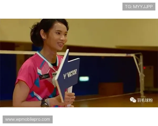 戴资颖赛场外竟然这么朴素？对比她拿奖金的架势差太多了！