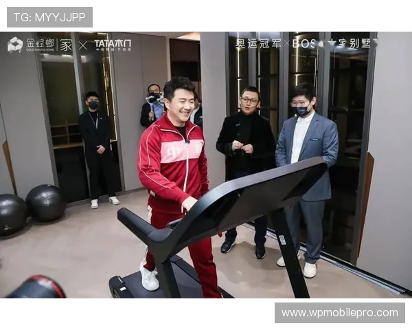 陈一冰退役后住的那套别墅,保洁阿姨说光拖地就要两小时 陈一冰退役后住的那套别墅,保洁阿姨说光拖地就要两小时